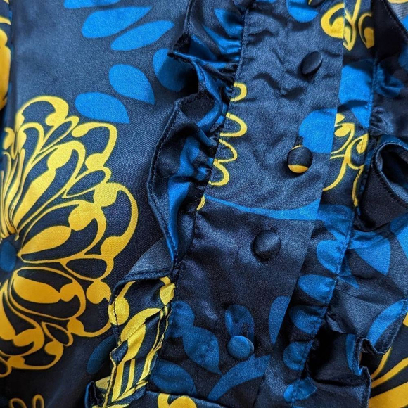 BCBGMAXAZRIA Blue and Yellow Floral Blouse -Medium - Picture 8 of 10